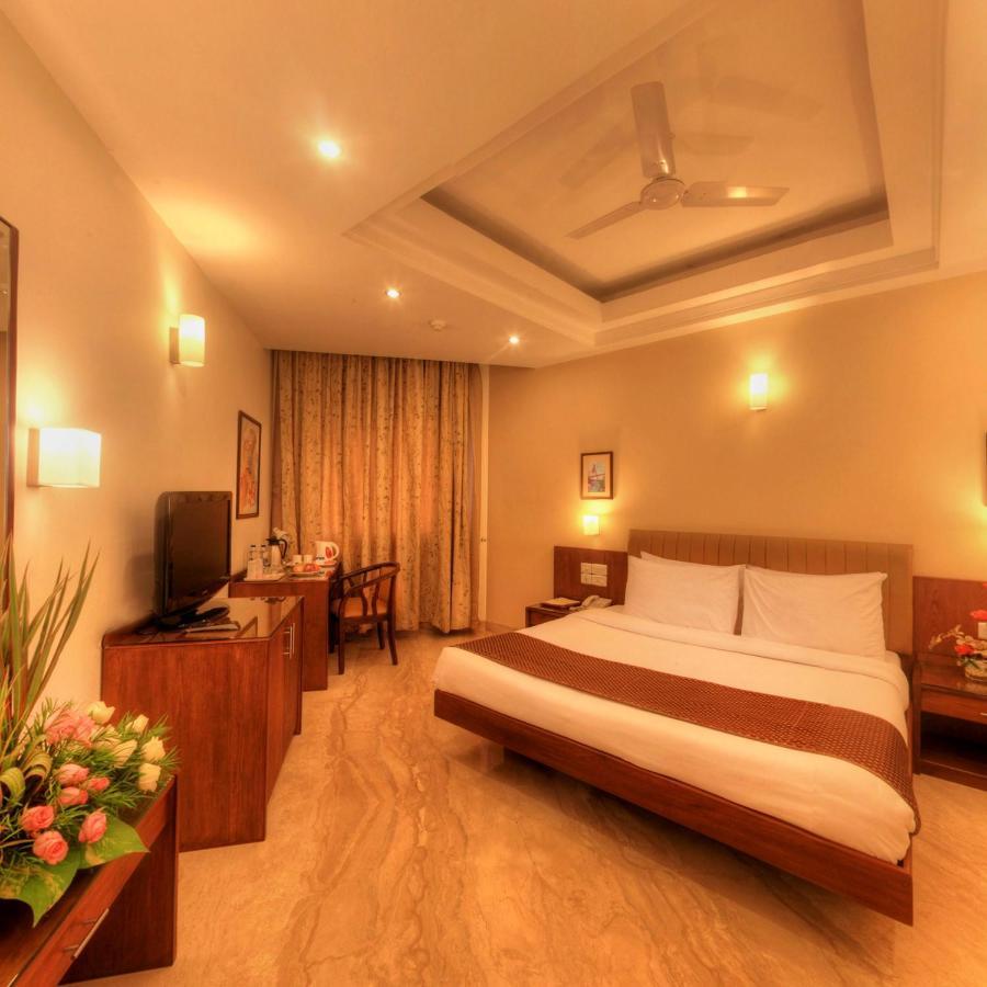 Hotel Deepa Comforts Mangalore Exteriör bild