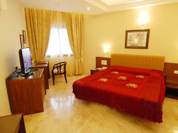 Hotel Deepa Comforts Mangalore Exteriör bild